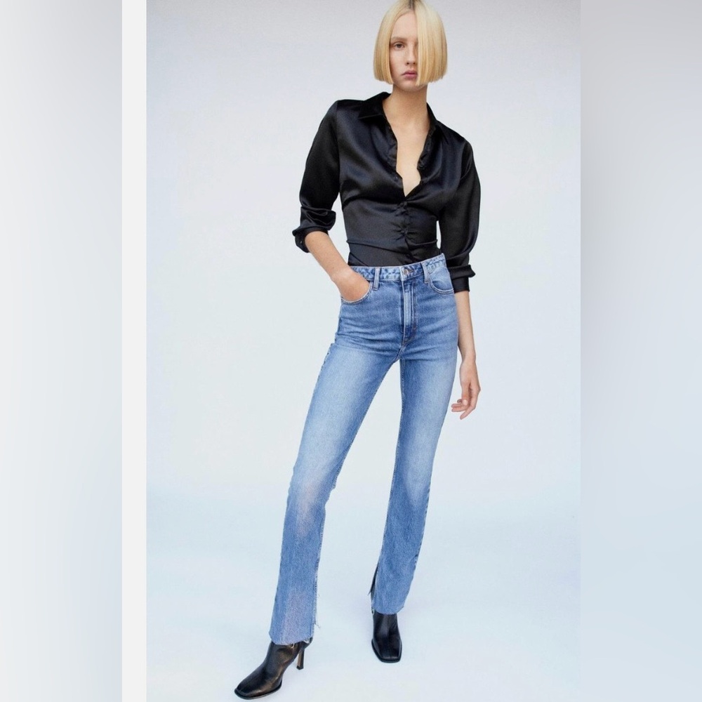 Zara Classic Blue Women's high waist straight Jeans with slit Size 8